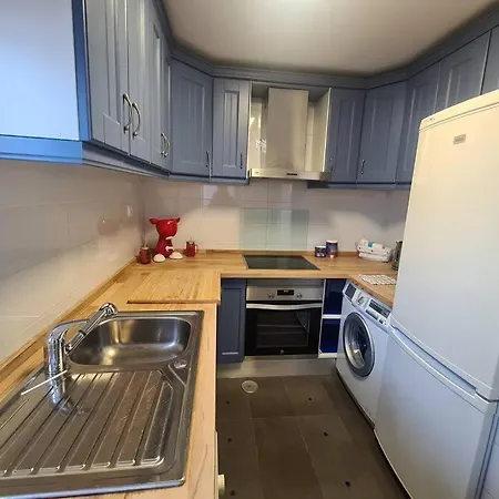 Townhouse In - Walking Distance To Puerto Banus וילה מארבלה