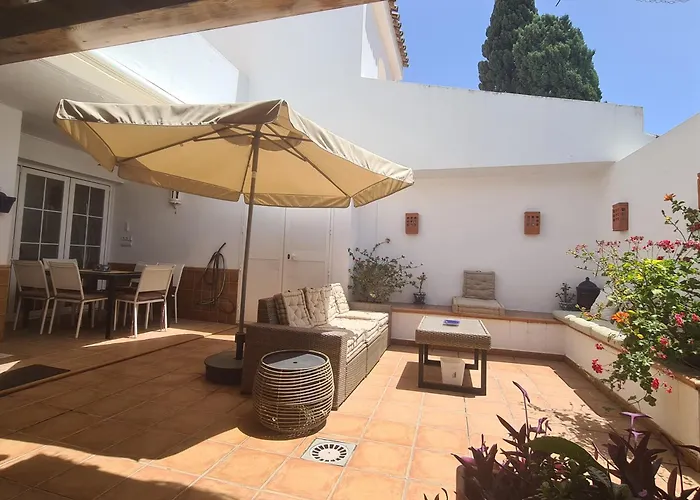 Willa Townhouse In - Walking Distance To Puerto Banus *