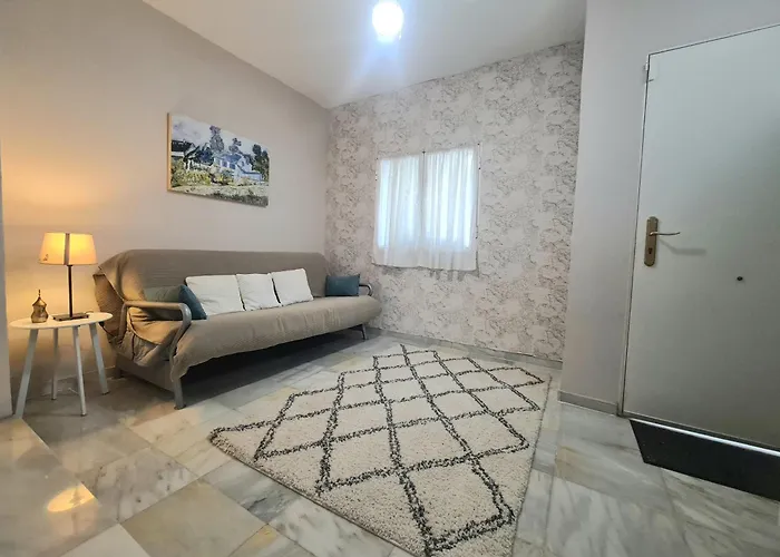 Townhouse In - Walking Distance To Puerto Banus Villa Marbella