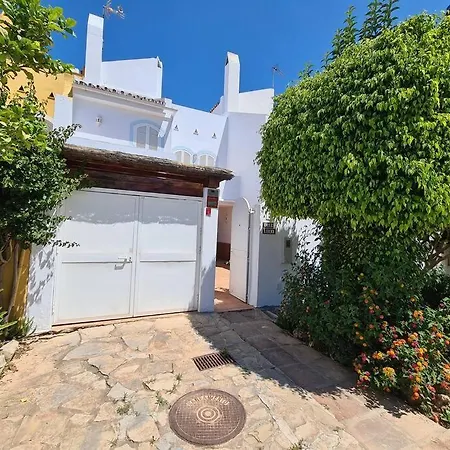 Vila Townhouse In - Walking Distance To Puerto Banus