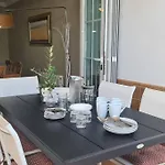 Townhouse In - Walking Distance To Puerto Banus *