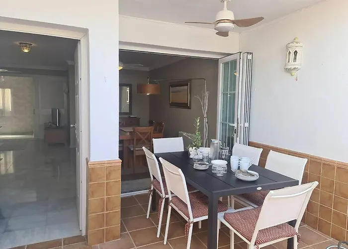 Villa Townhouse In - Walking Distance To Puerto Banus