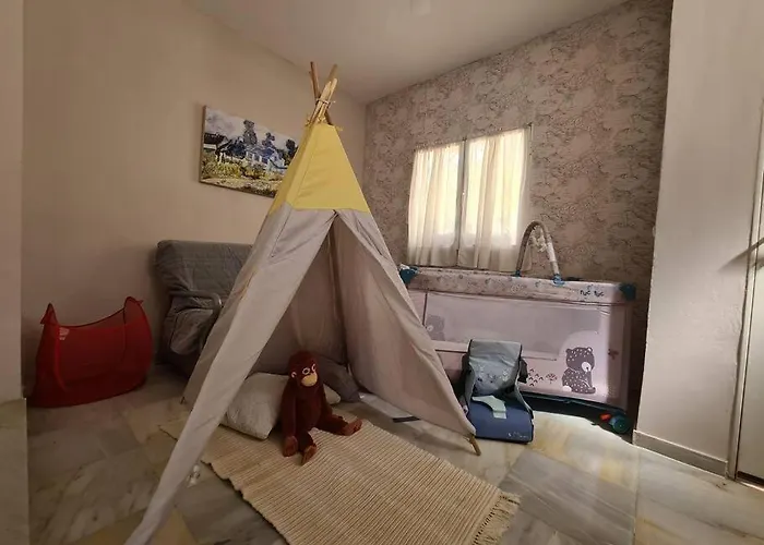 Townhouse In - Walking Distance To Puerto Banus Villa